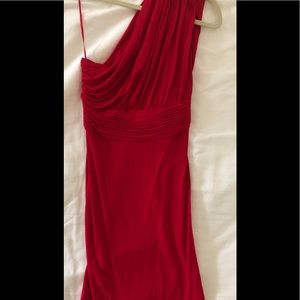 Red sleeveless dress